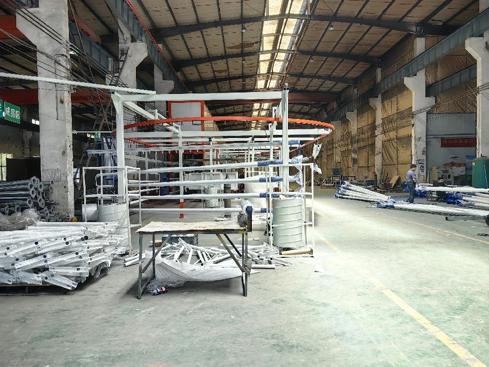 produce street lamp poles