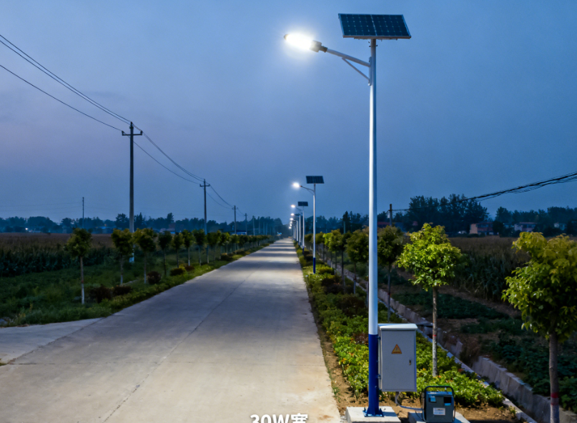 创阳照明太阳能路灯：天气影响下的稳定照明保障
